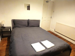 Adorable Room By Gloucester Road